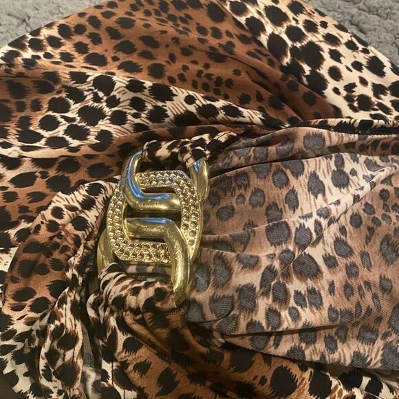 Julie’s Closet Cold Shoulder Leopard Print Sz 1X - Picture 8 of 13